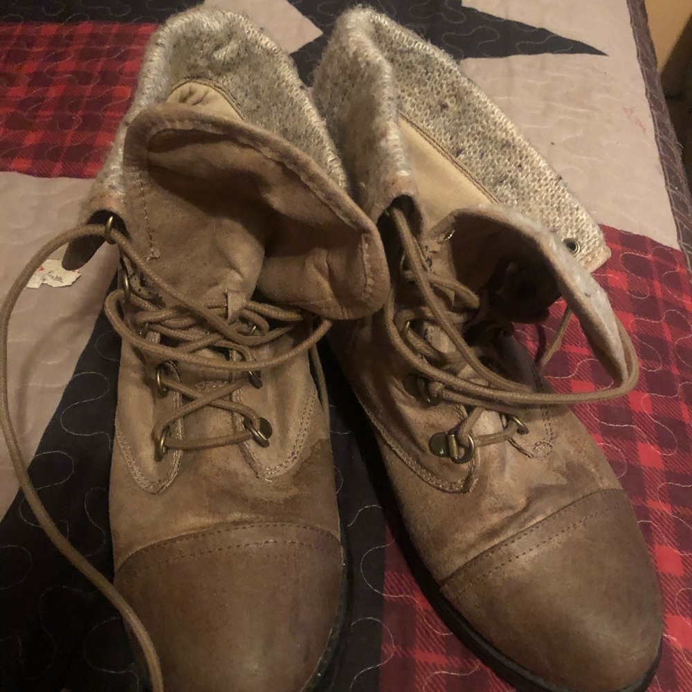 Women’s boots